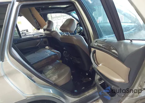 2004 BMW X5 4.4I from USA, damaged, VIN 5UXFB53504LV08240